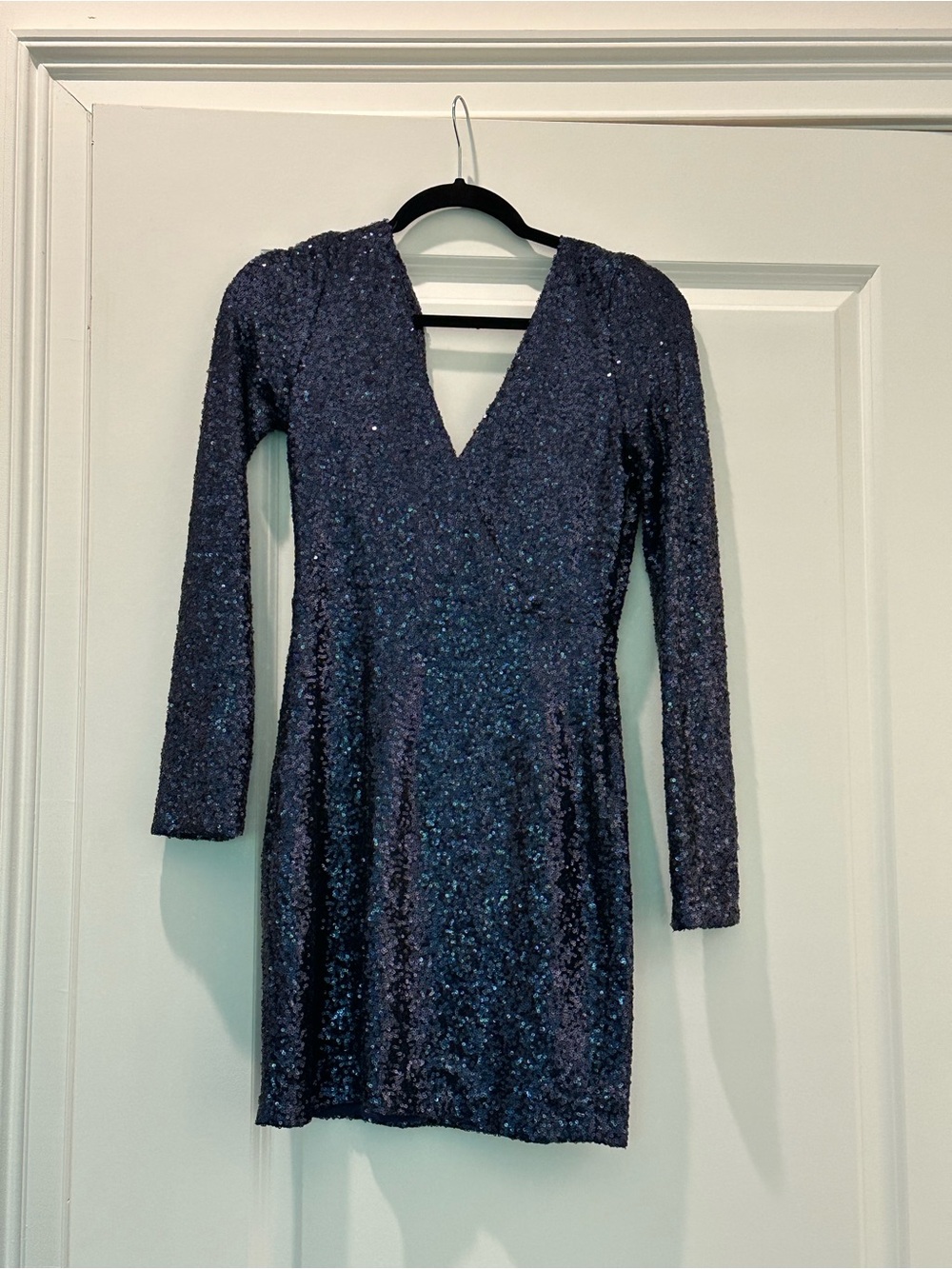 Navy Sequin V-Neck Long Sleeve Dress